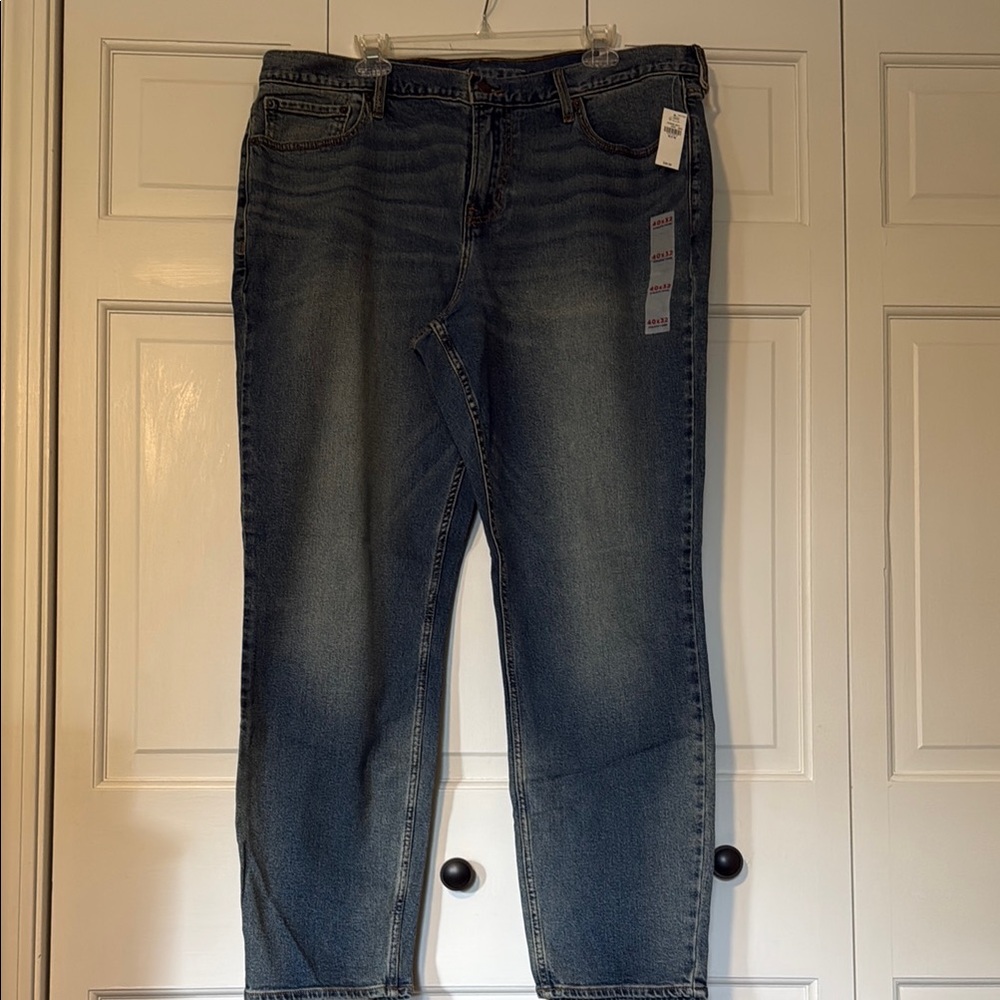 NWT-Men’s Old Navy Athletic Taper Jeans-40x32